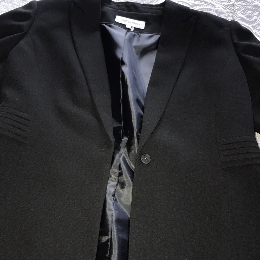 Calvin Klein ladies fully lined sz6 blazer